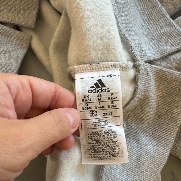 NWT! Women’s Adidas Rice University gray crew neck cropped sweatshirt Medium - Picture 5 of 5